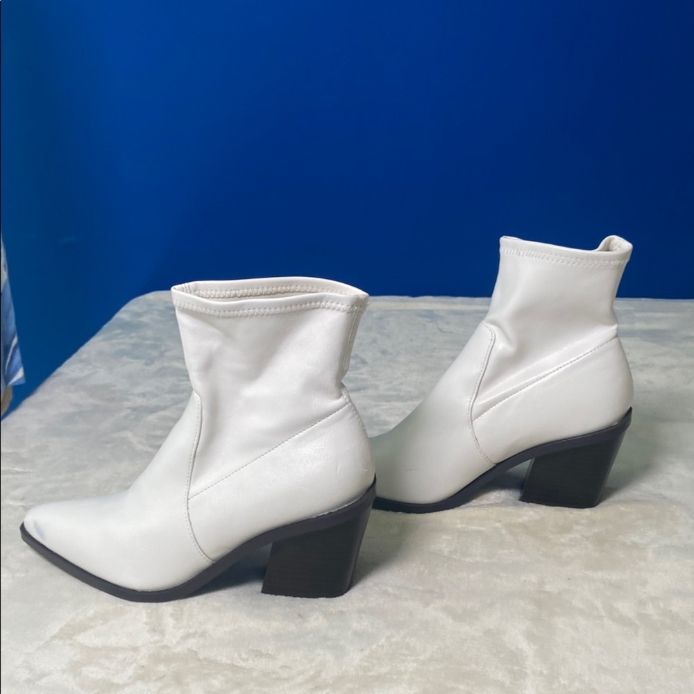 JustFab White Faux Leather Leda Block Heel Booties with Slouchy Upper 7 or 7 1/2